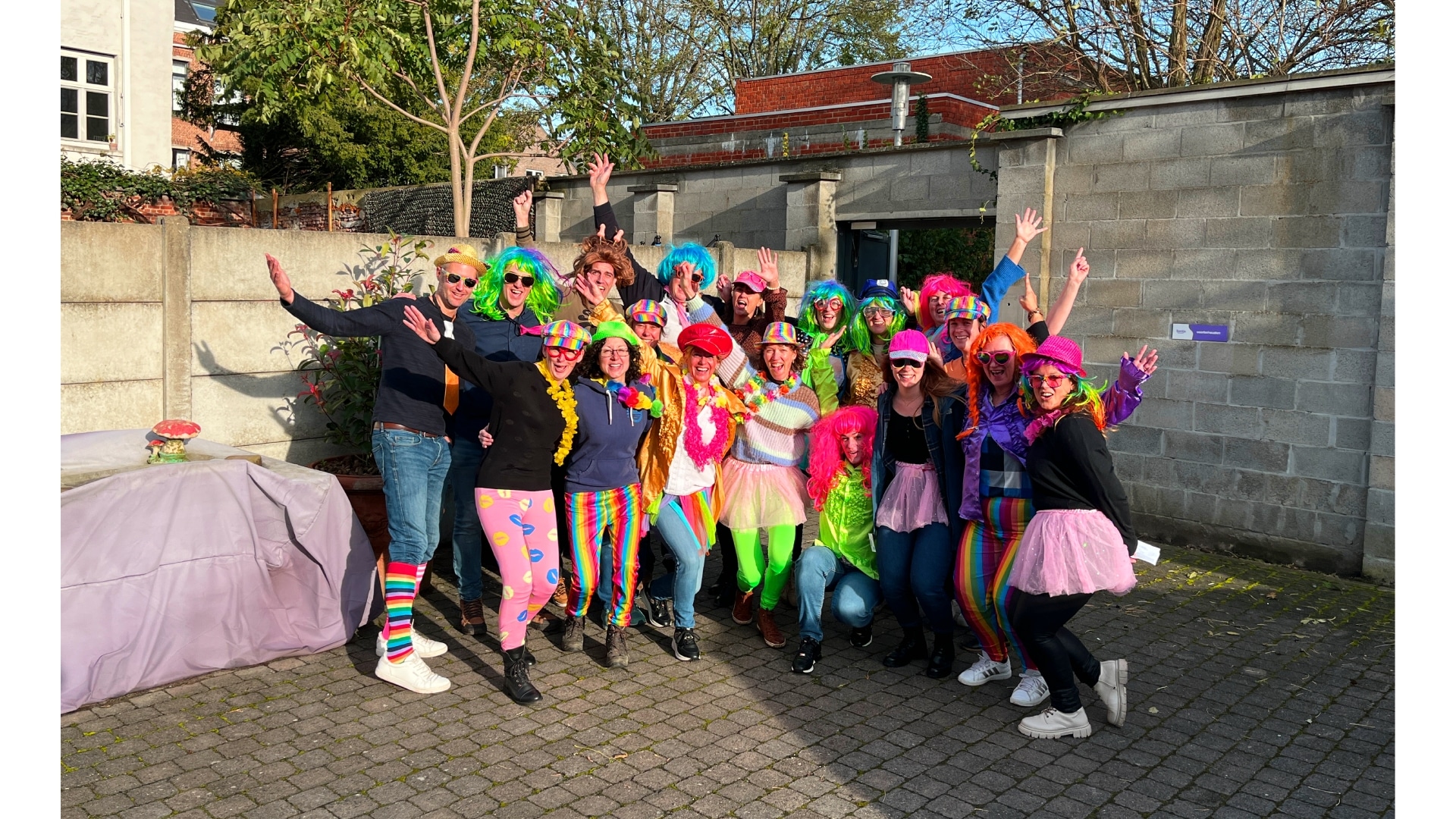 Lipdubworld Visits the NVWA